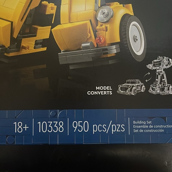 LEGO Transformers BumbleBee #10338 NEW 950pcs - Picture 2 of 4
